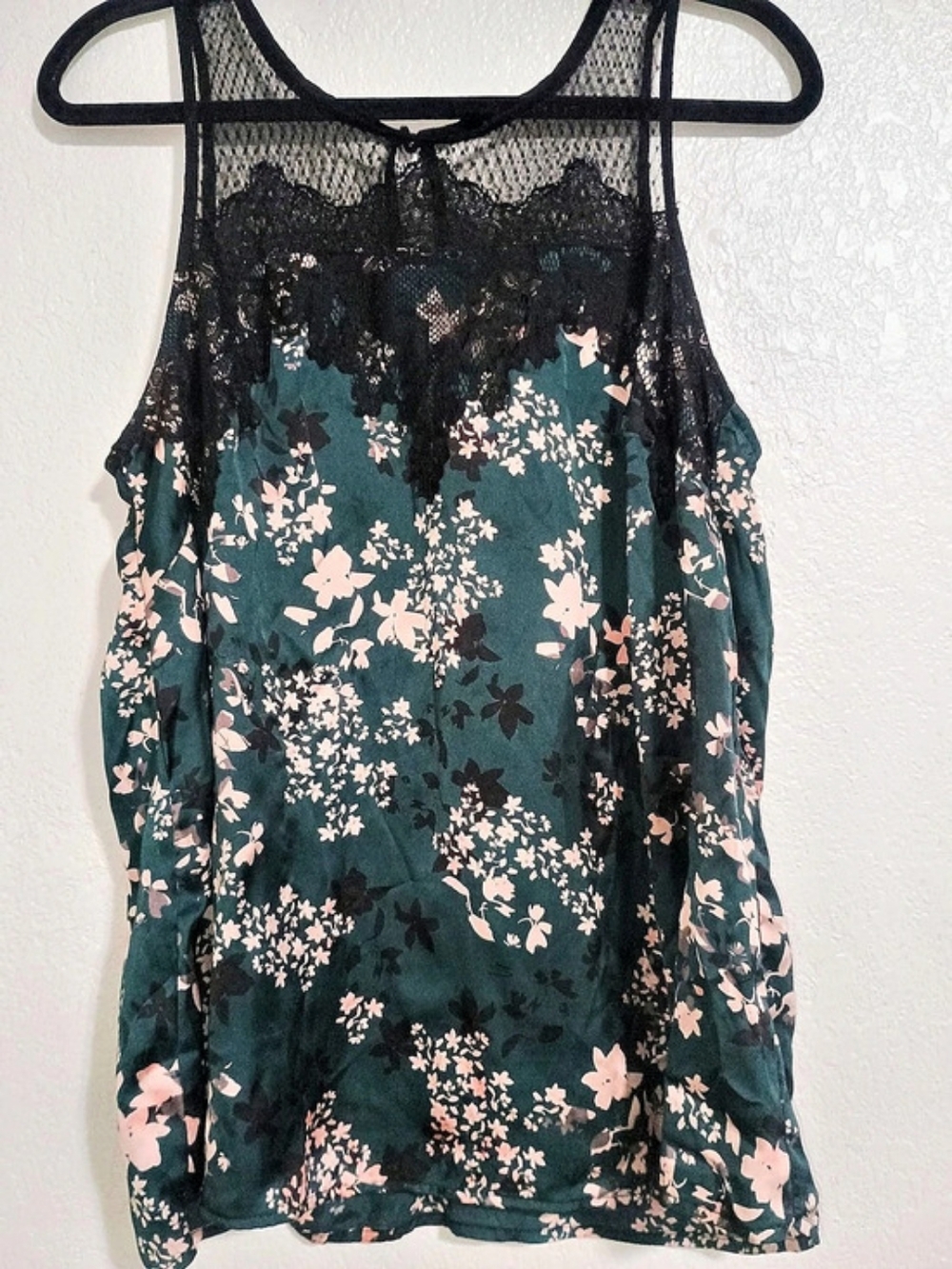 Floral Lace Camisole in Green & Pink Like New